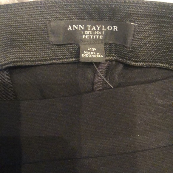 Ann Taylor black skirt - Picture 2 of 6